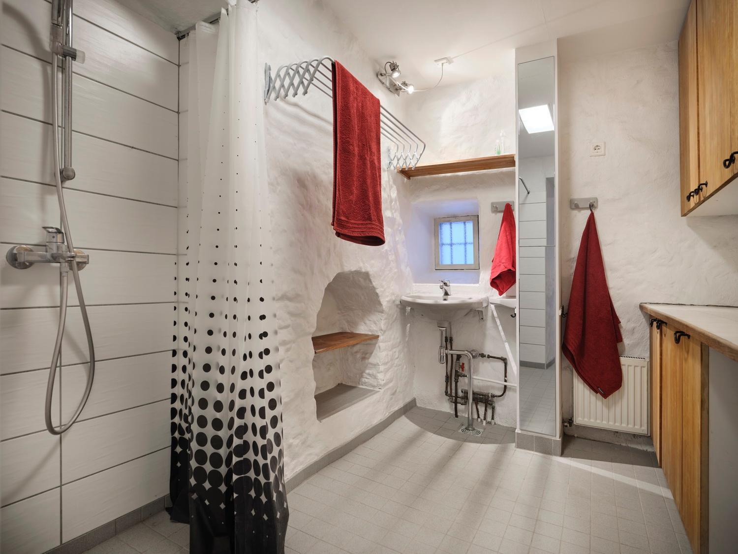 Historic Apartment With Private Garden In Old Town Tallinn Exterior photo